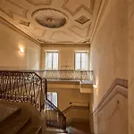 Vagnucci 아파트 *